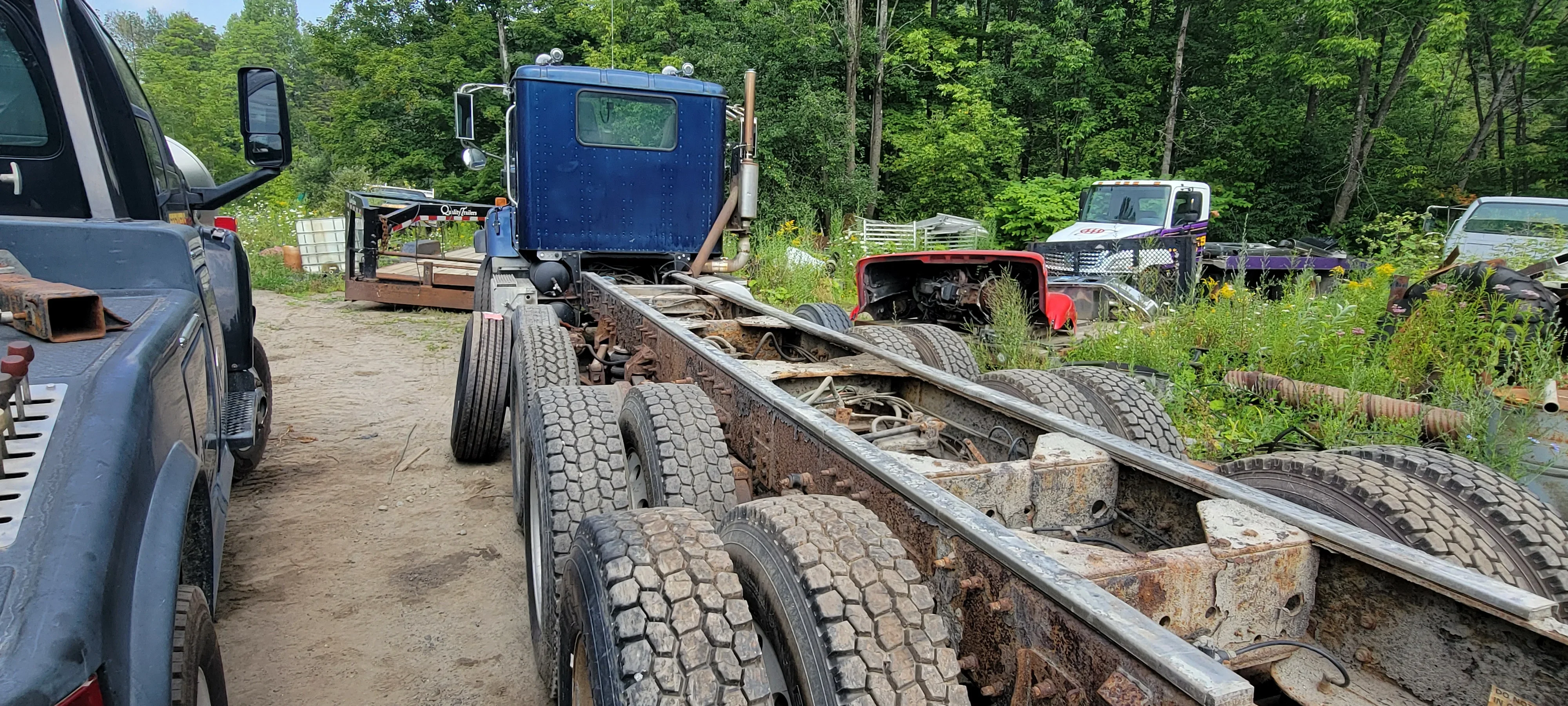 Truck Chassis Repair Yard
