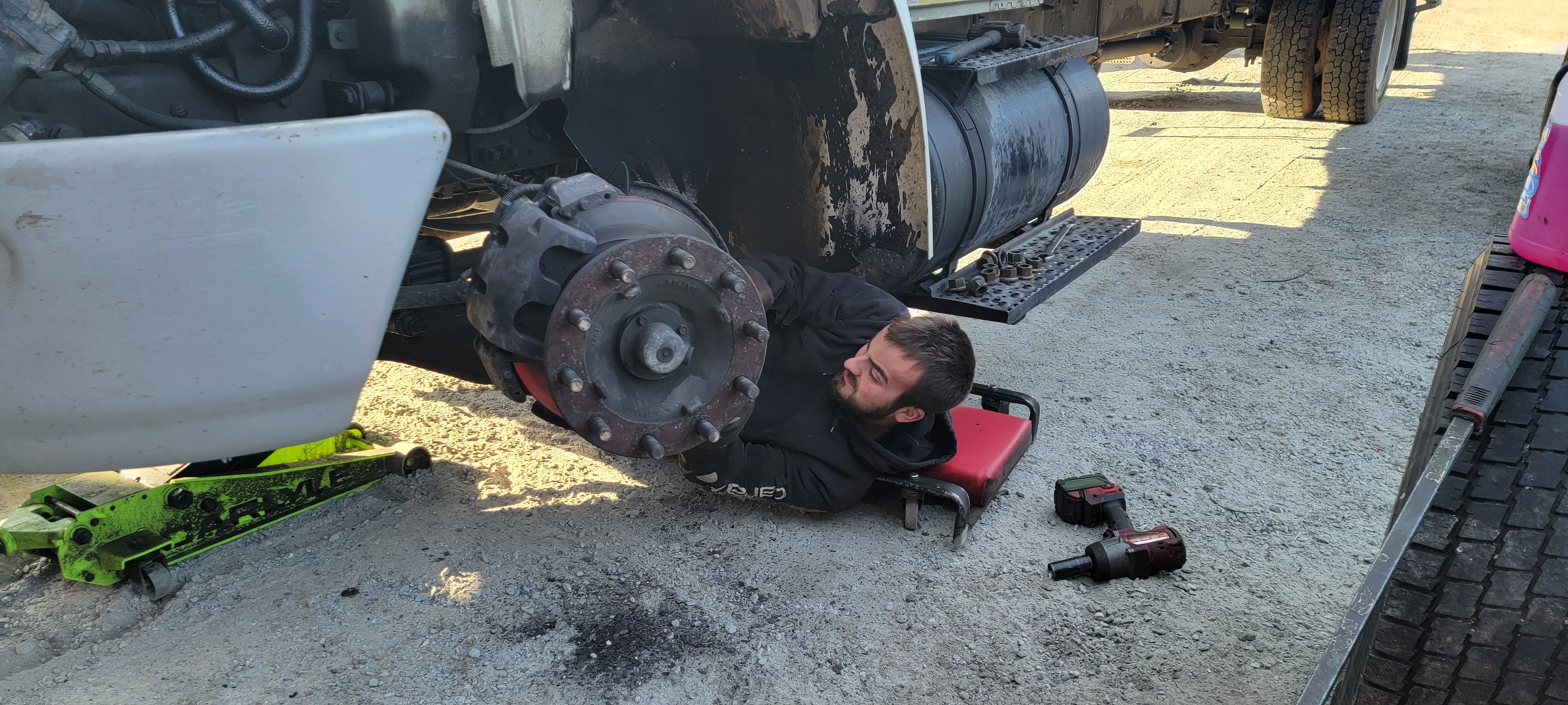 Truck Wheel Hub Repair