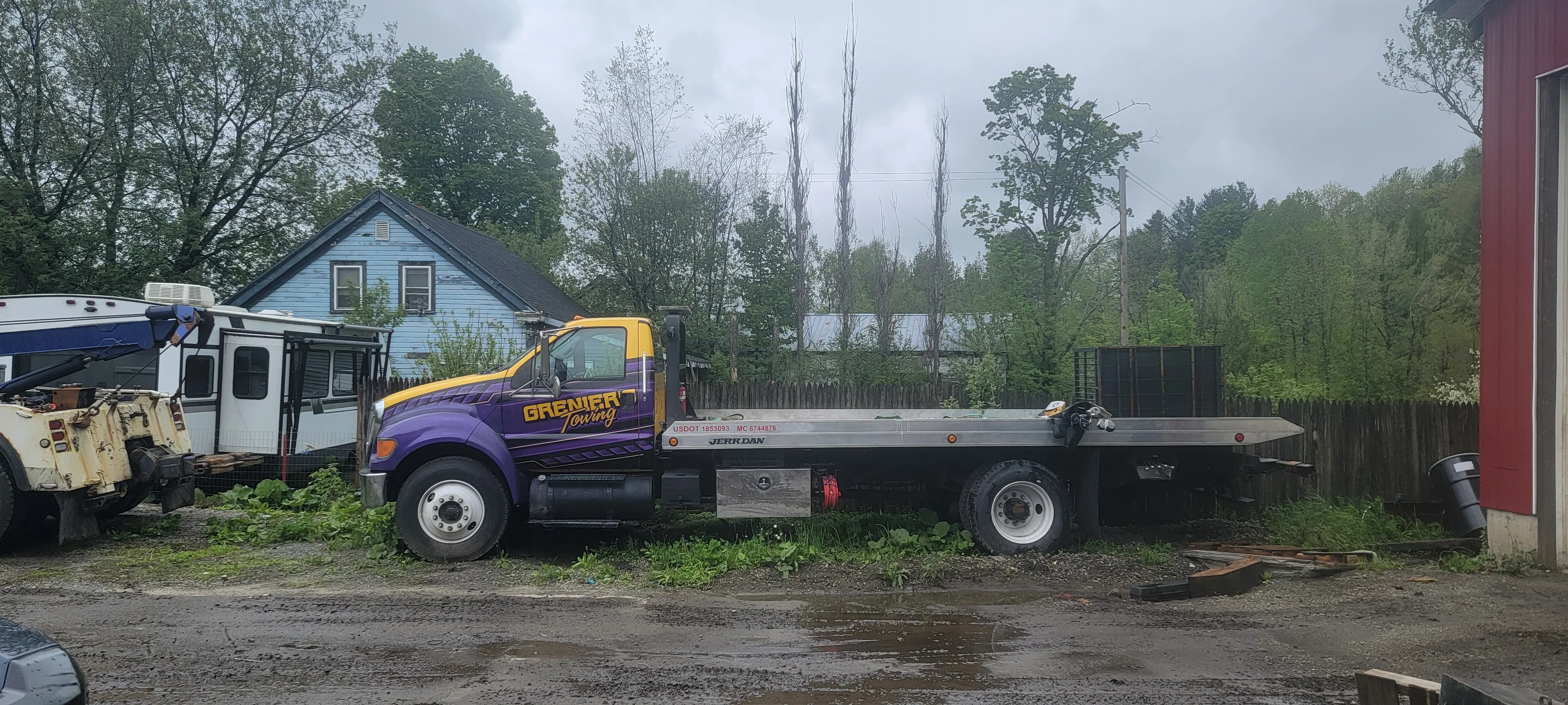 Flatbed Tow Truck Service