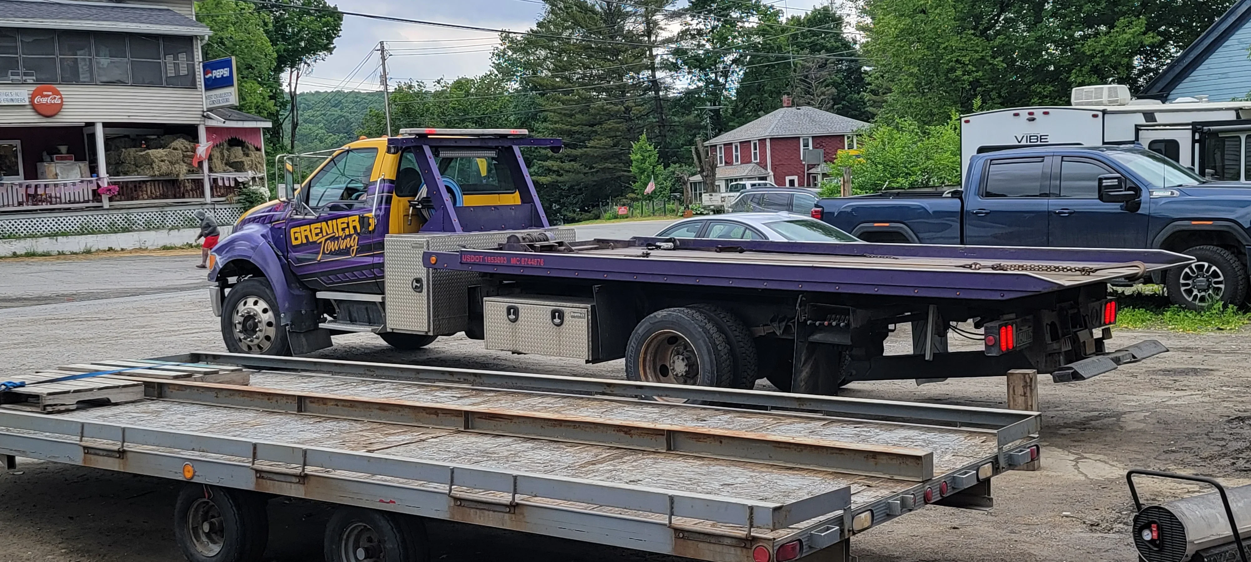 Flatbed Tow Truck Services