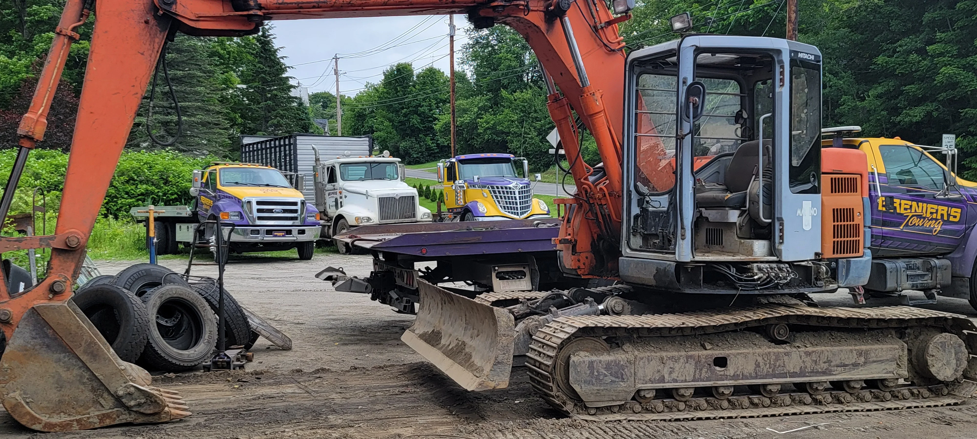 Towing Fleet Excavator Yard