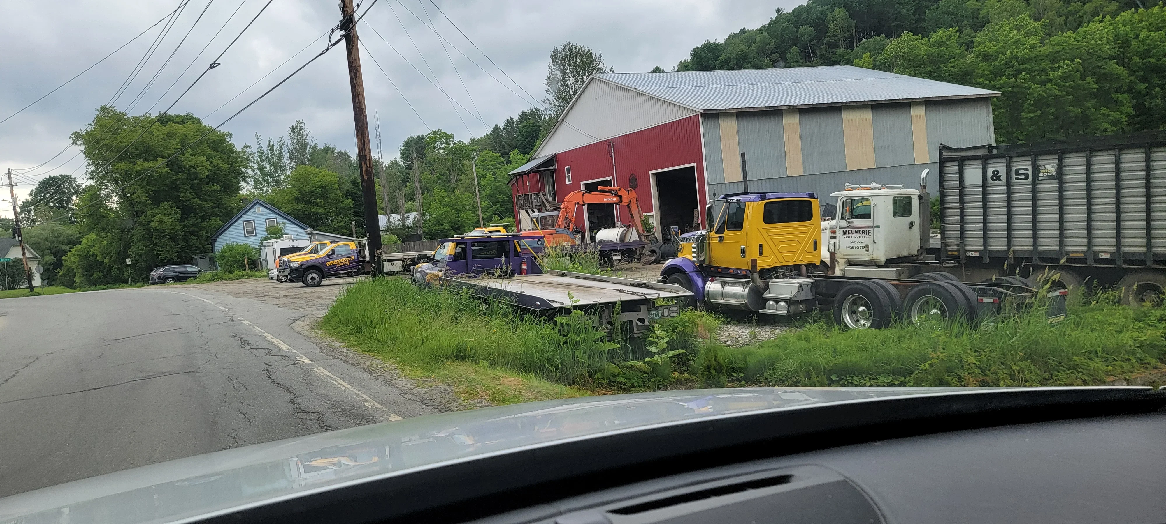 Towing and Truck Repair Facility
