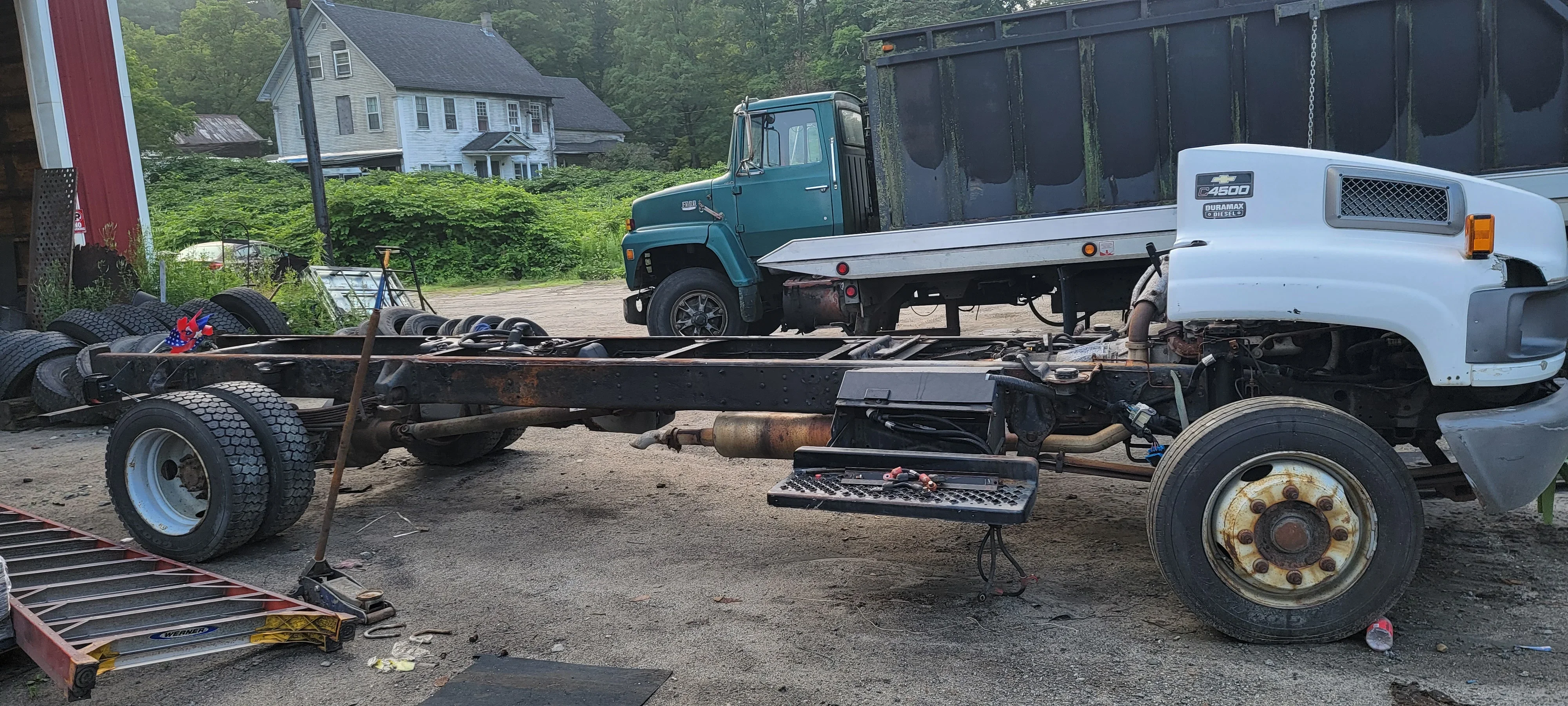 Cabless Truck Chassis Repair